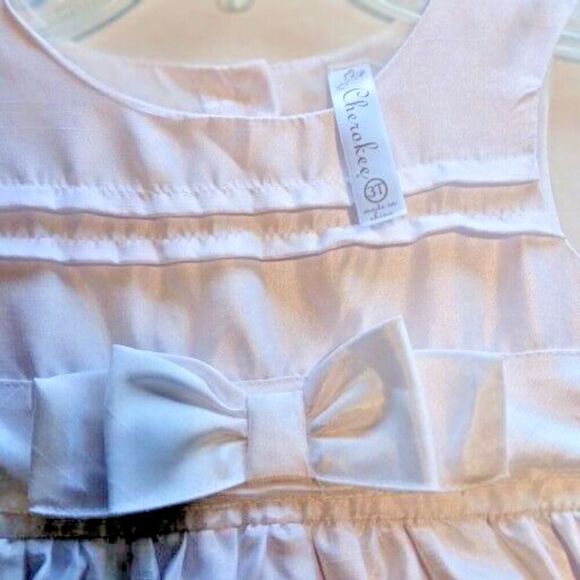 Cherokee 3T White Party Dress For Your Little one. Bow in Front & Button in Back - Picture 5 of 12